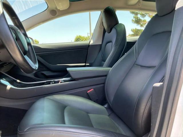2019 Tesla Model 3 Mid Range