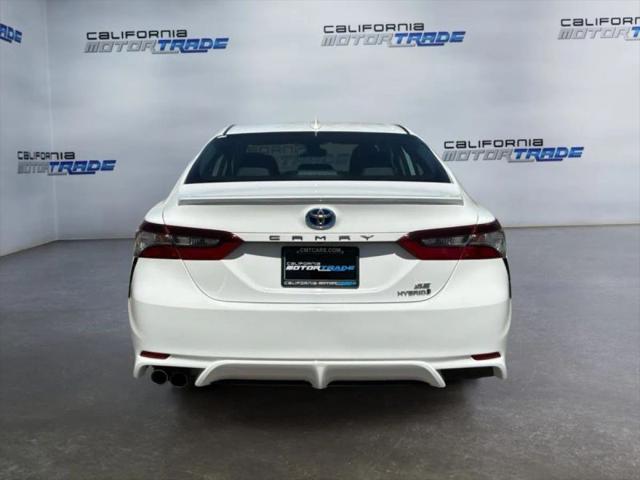 2023 Toyota Camry SE Hybrid