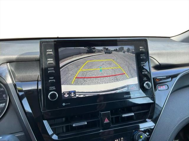 2023 Toyota Camry SE Hybrid