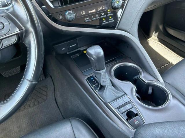 2023 Toyota Camry SE Hybrid