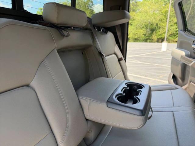2022 Chevrolet Silverado 1500 4WD Crew Cab Short Bed RST