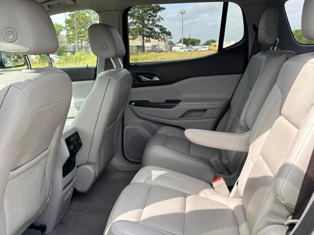 2017 GMC Acadia SLT-1