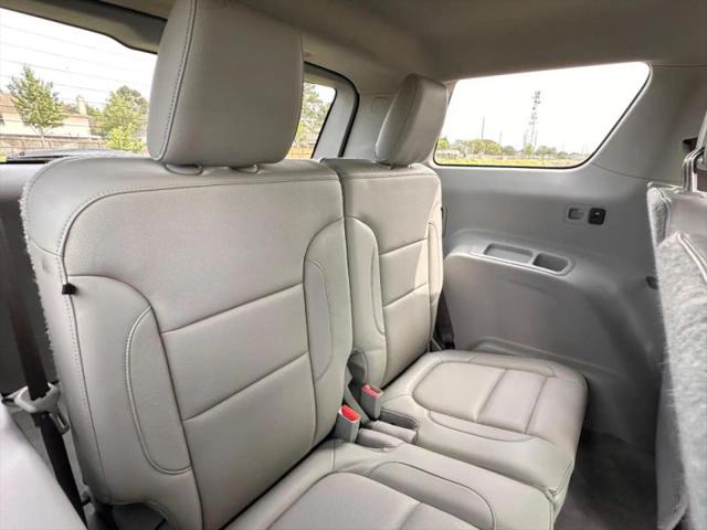 2017 GMC Acadia SLT-1