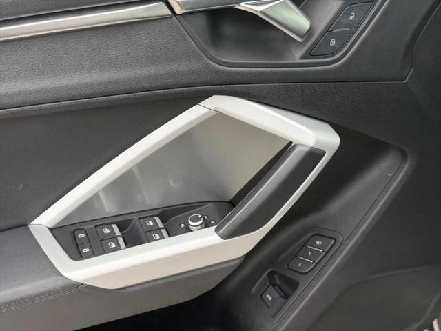 2024 Audi Q3 Premium 45 TFSI S line quattro Tiptronic