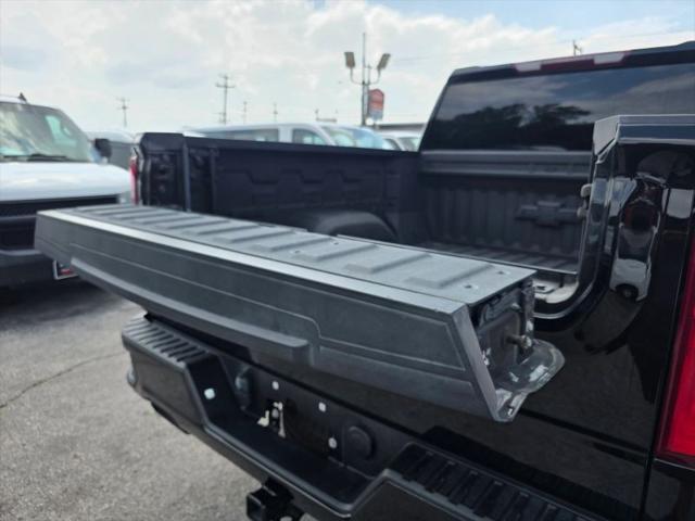 2021 Chevrolet Silverado 1500 4WD Crew Cab Short Bed Custom Trail Boss
