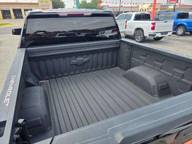 2021 Chevrolet Silverado 1500 4WD Crew Cab Short Bed Custom Trail Boss