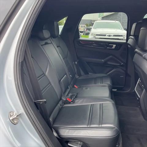 2021 Porsche Cayenne Cayenne