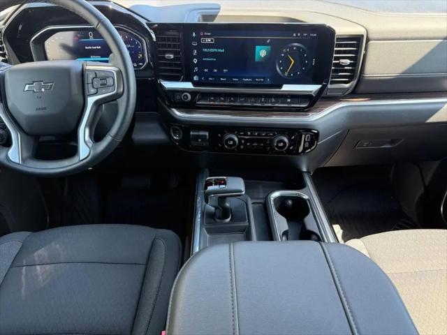 2026 Chevrolet Silverado 1500 4WD Crew Cab Short Bed RST