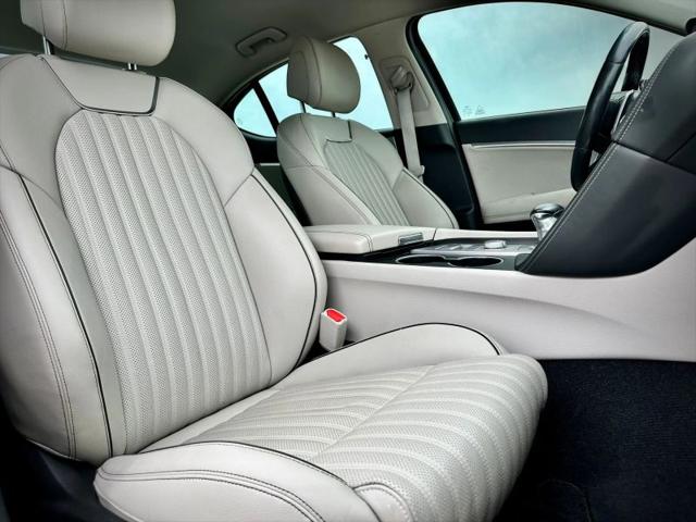 2019 Genesis G70 3.3T Advanced