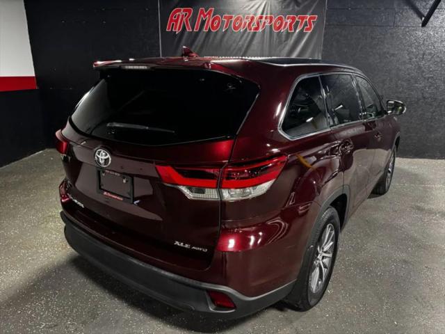 2017 Toyota Highlander SE