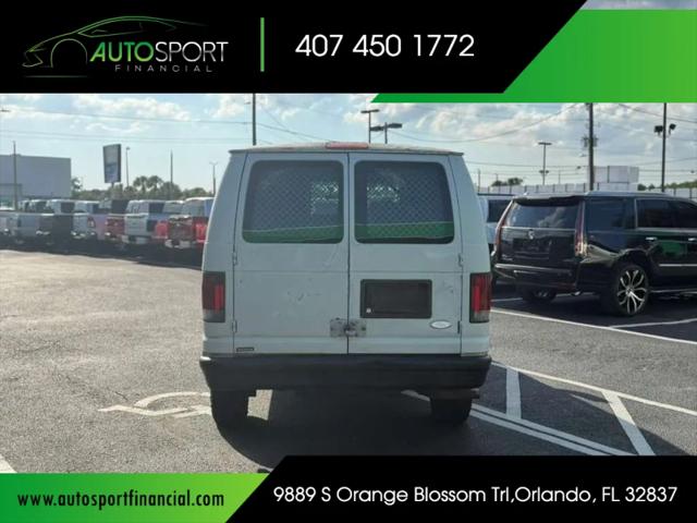 2005 Ford E-250 Base