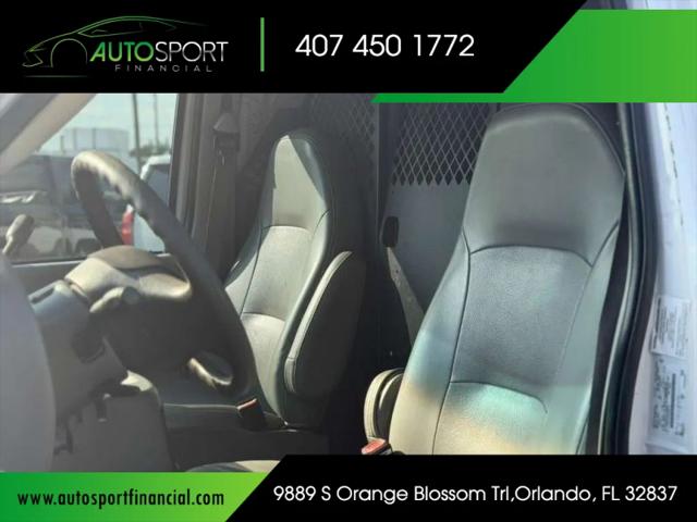 2005 Ford E-250 Base