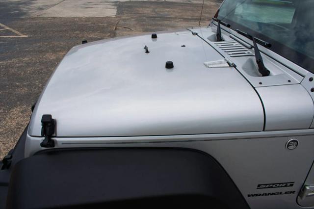 2012 Jeep Wrangler Sport