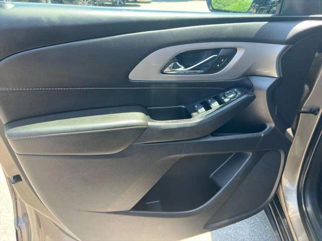 2020 Chevrolet Traverse FWD LT Cloth