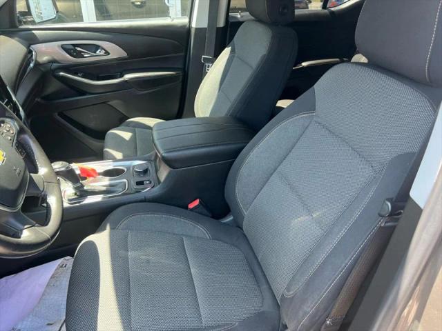 2020 Chevrolet Traverse FWD LT Cloth