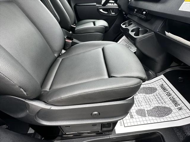 2024 Mercedes-Benz Sprinter 2500 Standard Roof 4-Cyl Diesel HO