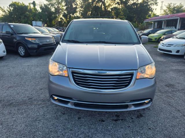 2014 Chrysler Town & Country Touring