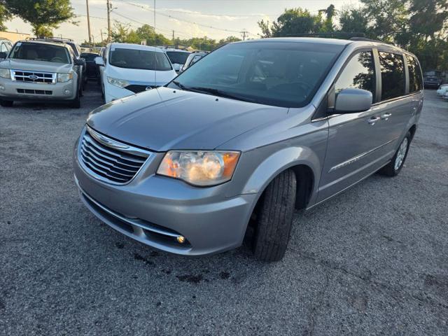 2014 Chrysler Town & Country Touring