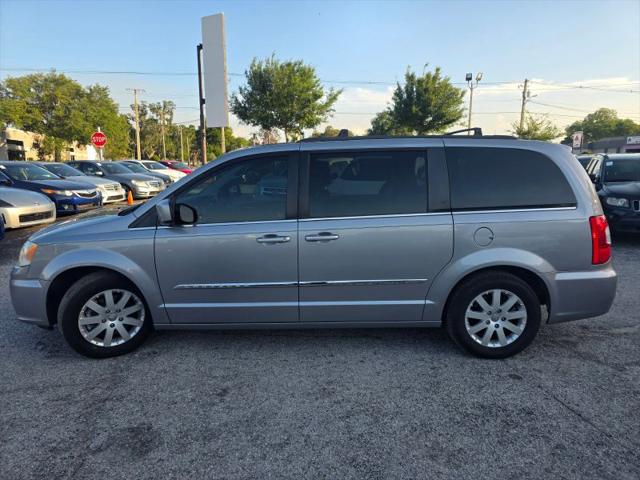 2014 Chrysler Town & Country Touring