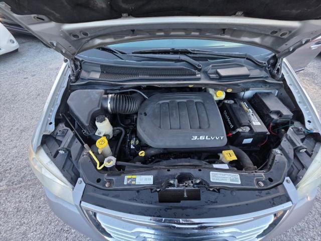 2014 Chrysler Town & Country Touring