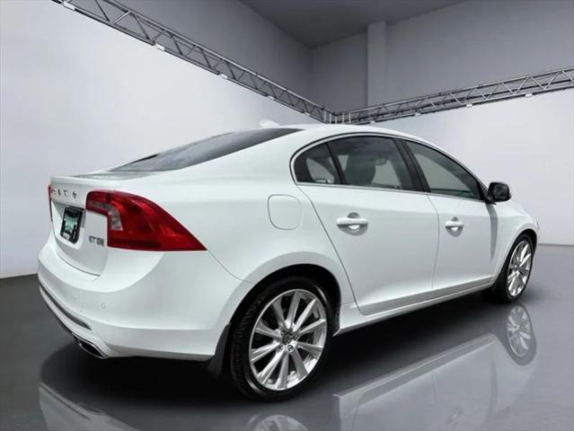 2016 Volvo S60 Inscription T5 Drive-E Platinum