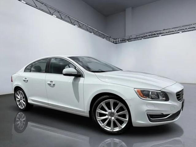 2016 Volvo S60 Inscription T5 Drive-E Platinum