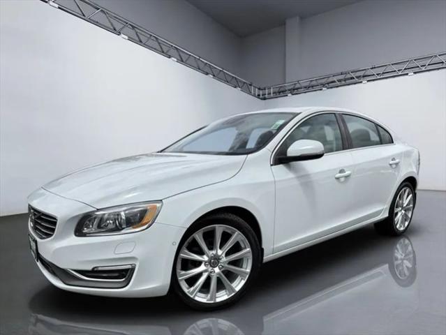 2016 Volvo S60 Inscription T5 Drive-E Platinum