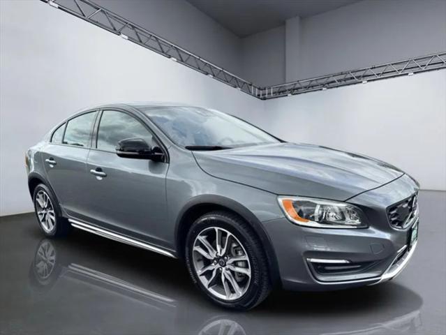 2016 Volvo S60 Cross Country T5 Platinum
