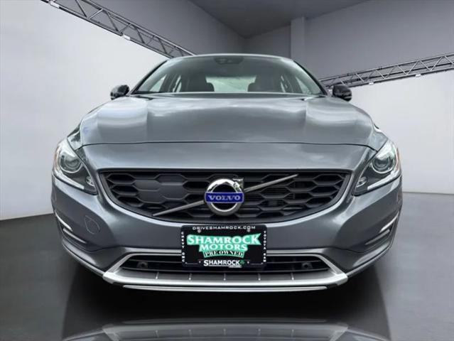 2016 Volvo S60 Cross Country T5 Platinum