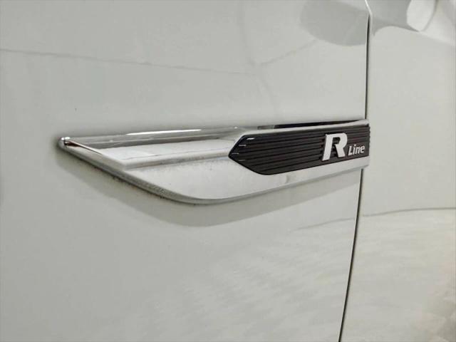 2019 Volkswagen Passat 2.0T SE R-Line
