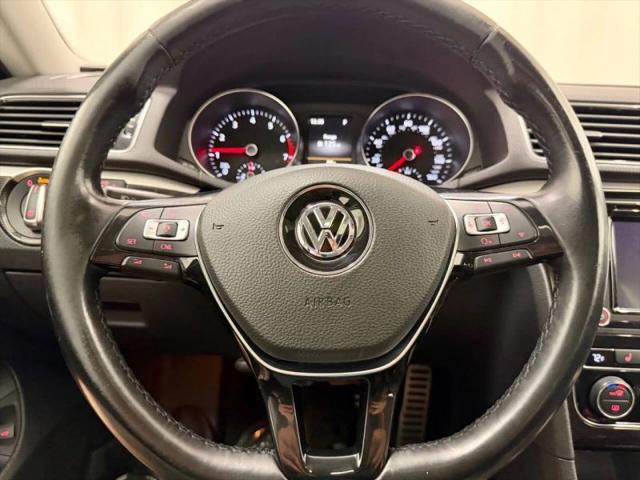 2019 Volkswagen Passat 2.0T SE R-Line