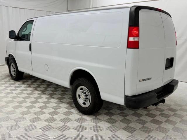 2021 Chevrolet Express Cargo Van RWD 2500 Regular Wheelbase WT