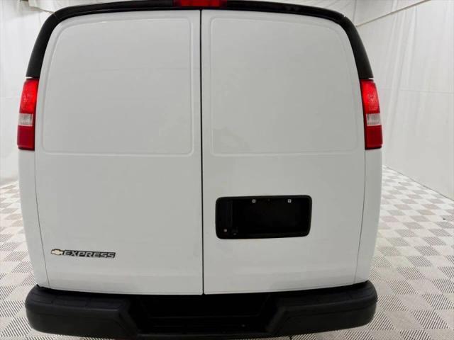 2021 Chevrolet Express Cargo Van RWD 2500 Regular Wheelbase WT