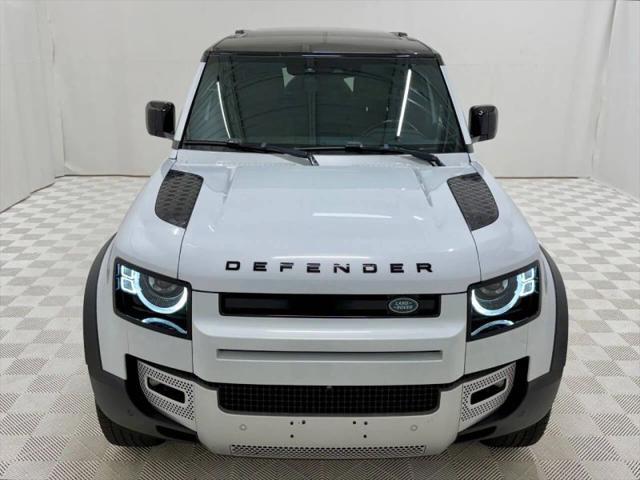 2021 Land Rover Defender 110 SE