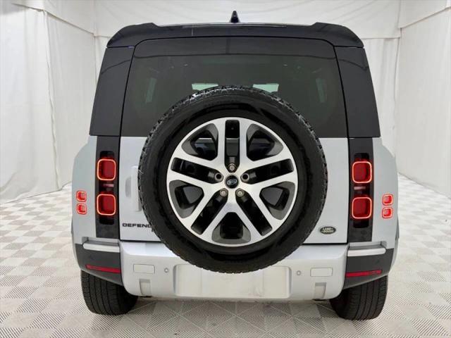 2021 Land Rover Defender 110 SE