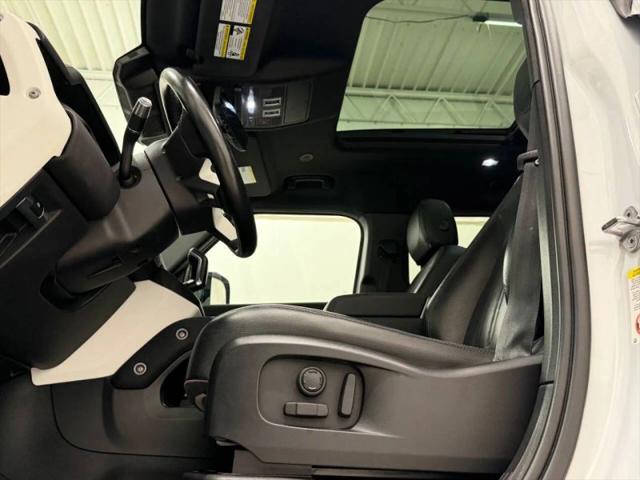2021 Land Rover Defender 110 SE