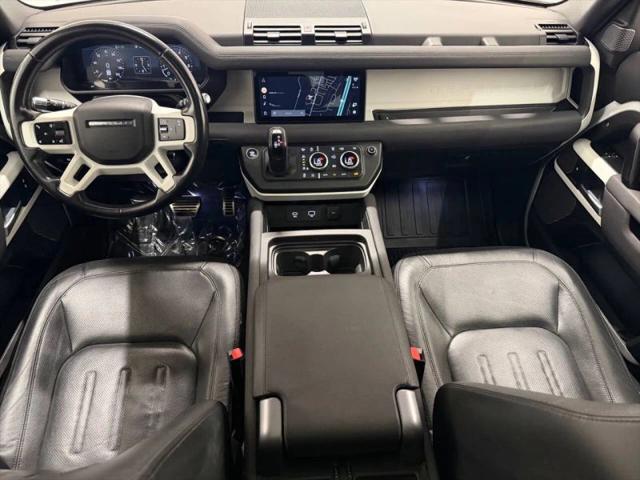 2021 Land Rover Defender 110 SE