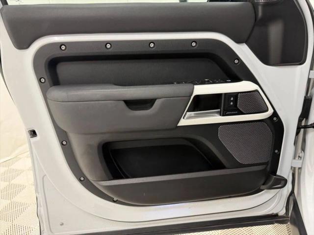 2021 Land Rover Defender 110 SE