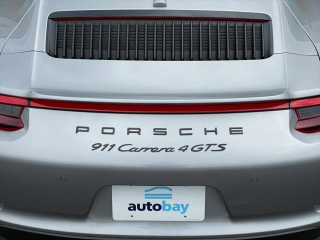 2019 Porsche 911 Carrera 4 GTS