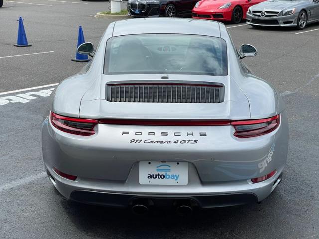 2019 Porsche 911 Carrera 4 GTS