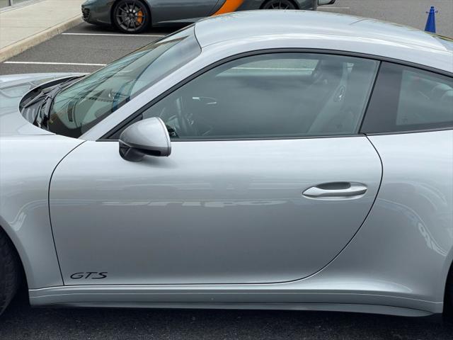 2019 Porsche 911 Carrera 4 GTS