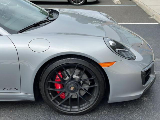 2019 Porsche 911 Carrera 4 GTS
