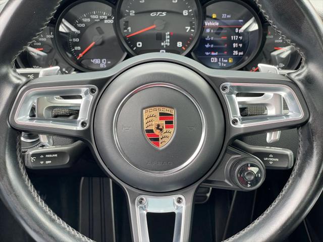 2019 Porsche 911 Carrera 4 GTS