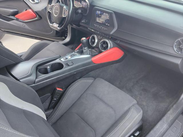 2022 Chevrolet Camaro RWD Coupe LT1