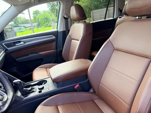 2021 Volkswagen Atlas 3.6L V6 SE w/Technology R-Line