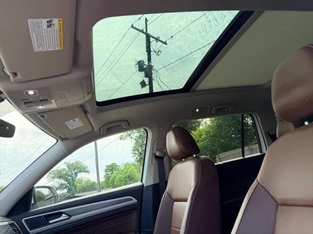 2021 Volkswagen Atlas 3.6L V6 SE w/Technology R-Line