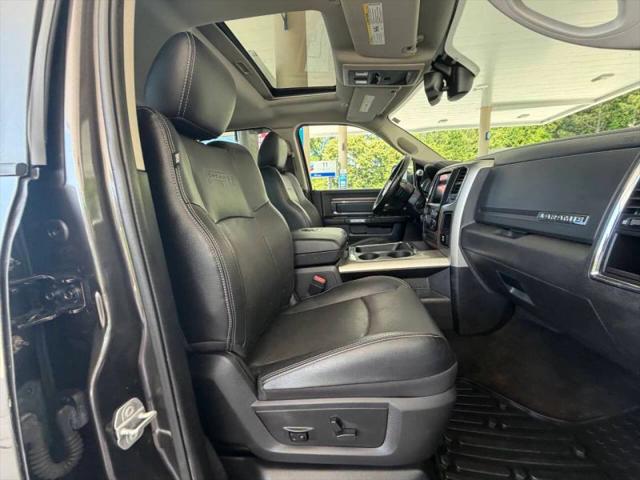 2017 Ram 3500 Laramie Crew Cab 4x4 8' Box