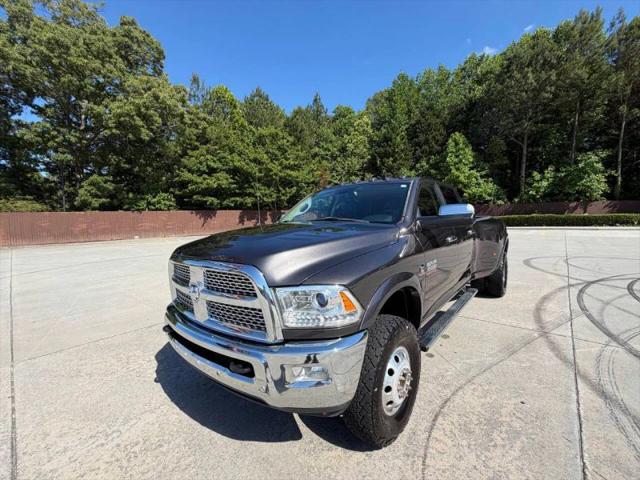2017 Ram 3500 Laramie Crew Cab 4x4 8' Box