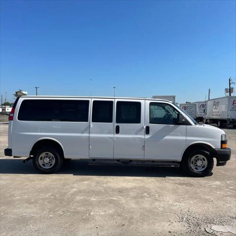 2023 Chevrolet Express Passenger RWD 3500 Extended Wheelbase LS