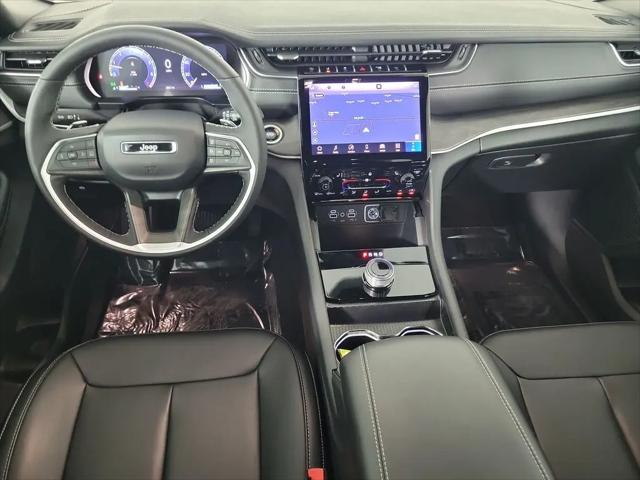 2025 Jeep Grand Cherokee Limited 4x2